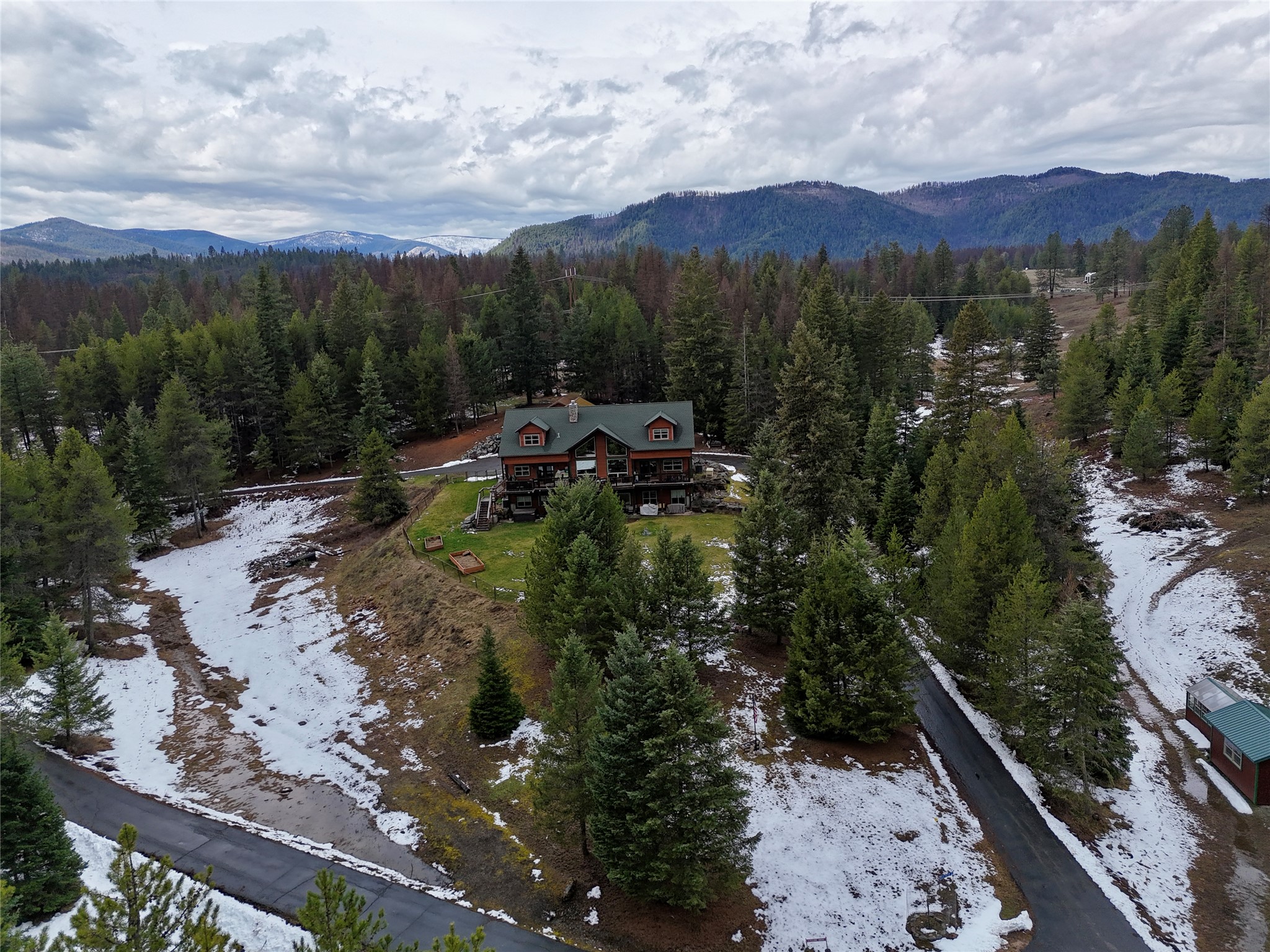 4176 MT Hwy 200