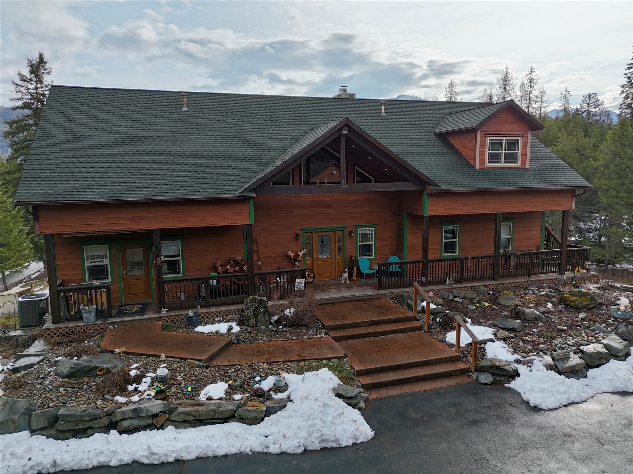 4176 MT Hwy 200