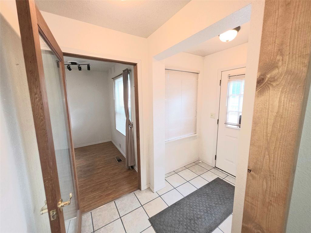Photo of 120 Lyndale Street, Helena, MT 59601 (MLS # 30068113)