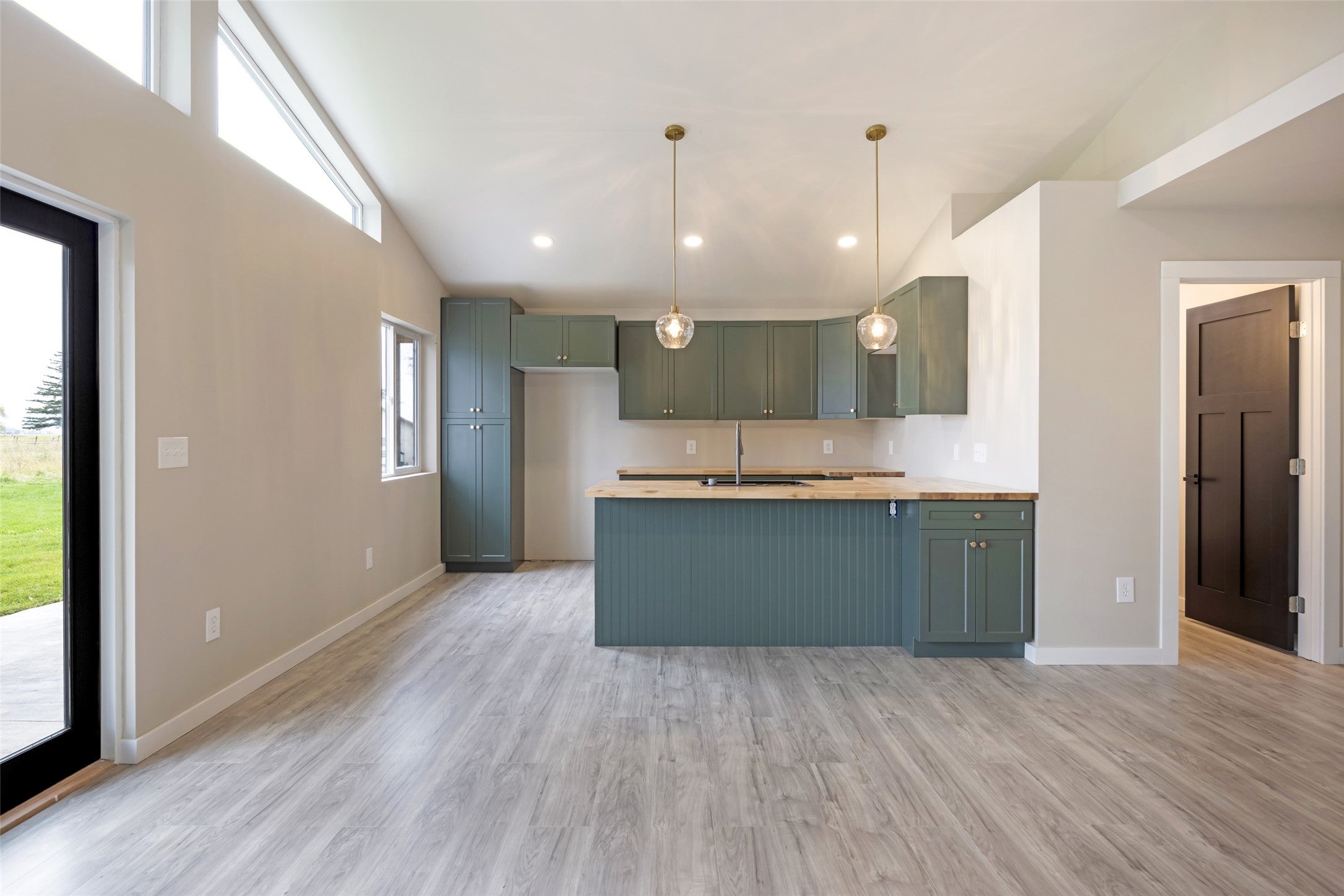 719 1/2 5th Avenue SW