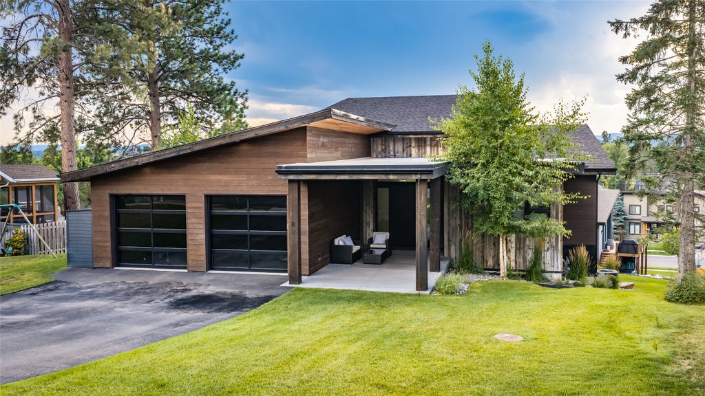 Photo of 82 Ponderosa Court, Whitefish, MT 59937 (MLS # 30076944)