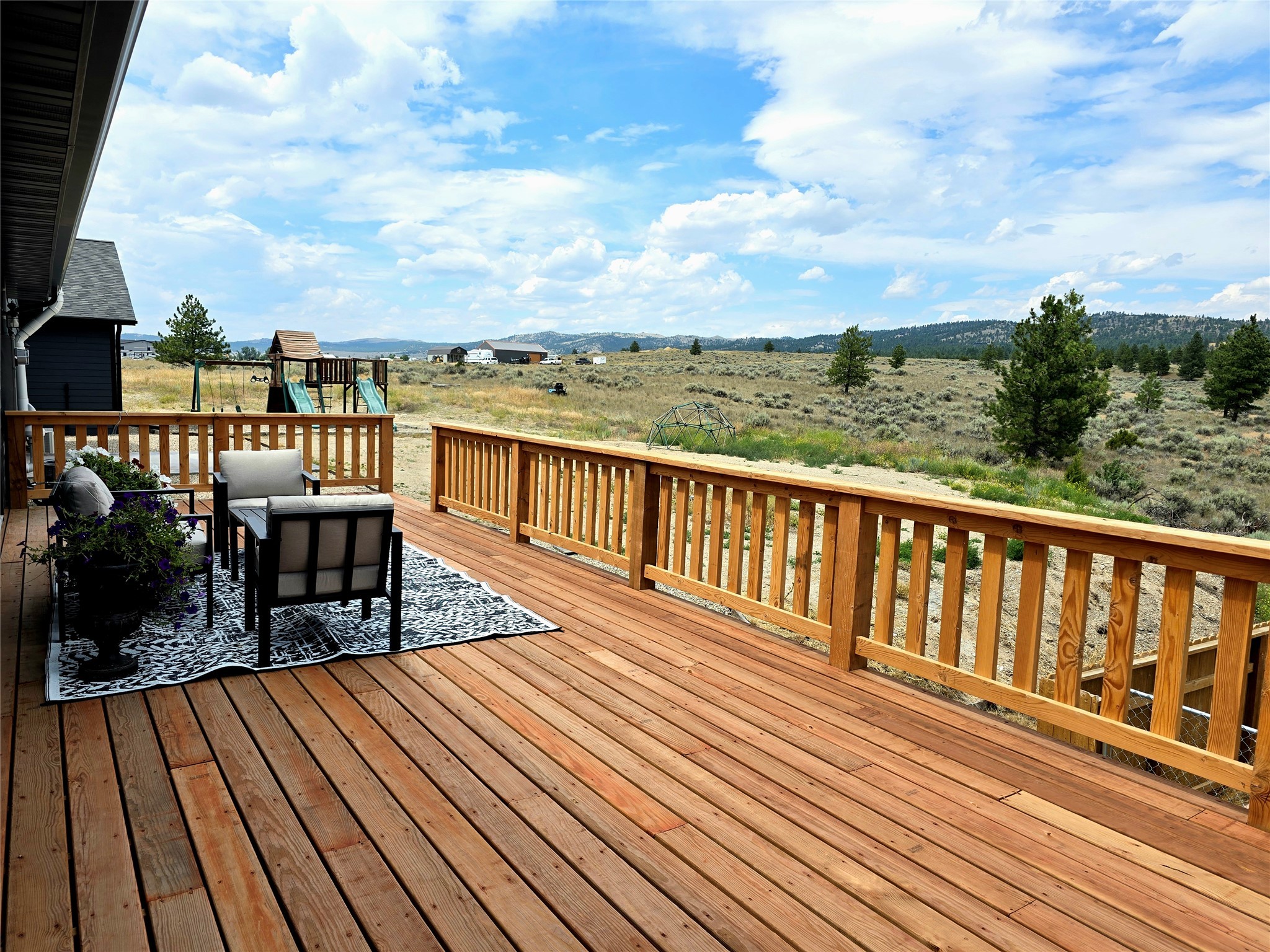 Helena, Montana 59602, United States, 4 Bedrooms Bedrooms, ,3 BathroomsBathrooms,Residential,Active,174007