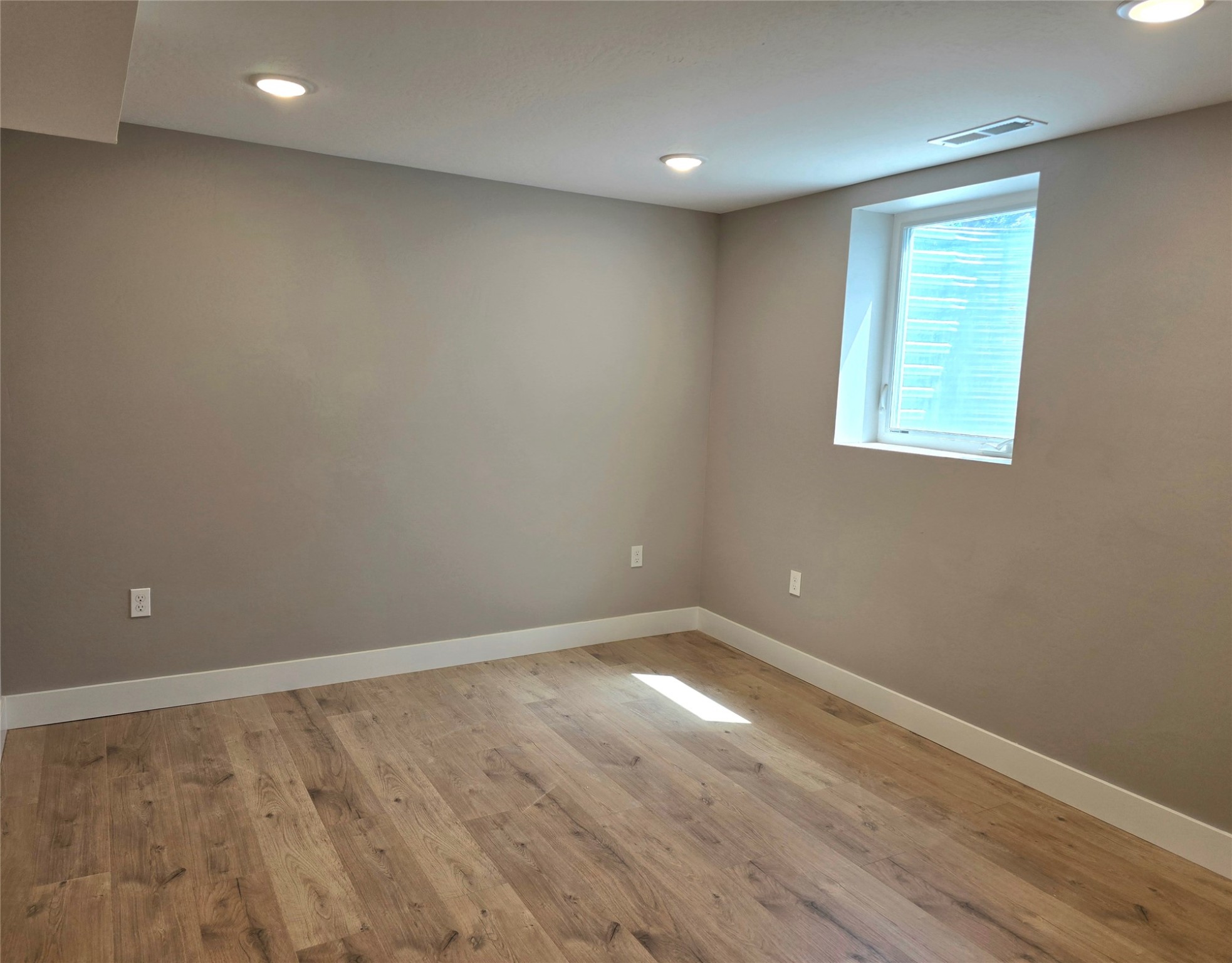 Helena, Montana 59602, United States, 4 Bedrooms Bedrooms, ,3 BathroomsBathrooms,Residential,Active,174007