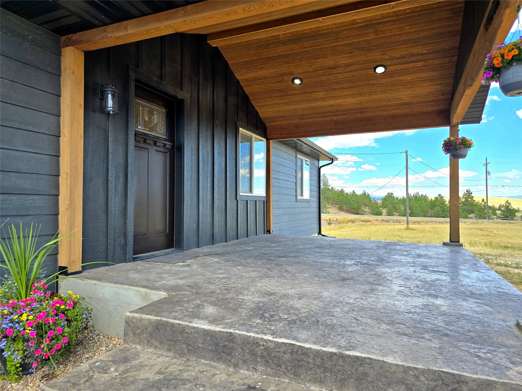 Helena, Montana 59602, United States, 4 Bedrooms Bedrooms, ,3 BathroomsBathrooms,Residential,Active,174007