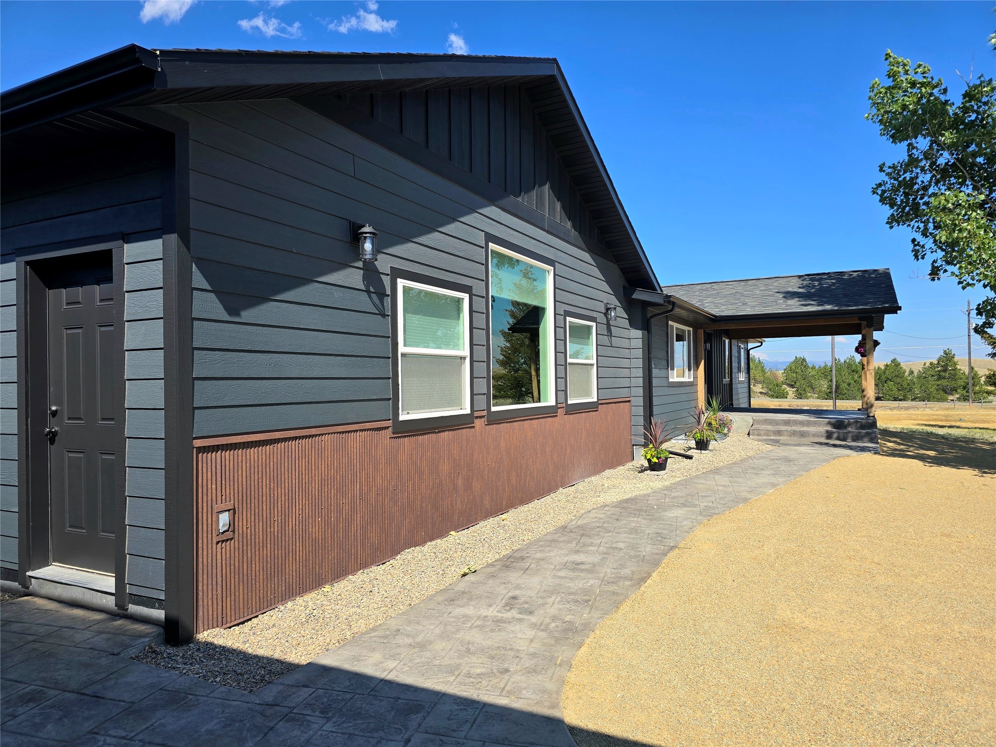 Helena, Montana 59602, United States, 4 Bedrooms Bedrooms, ,3 BathroomsBathrooms,Residential,Active,174007