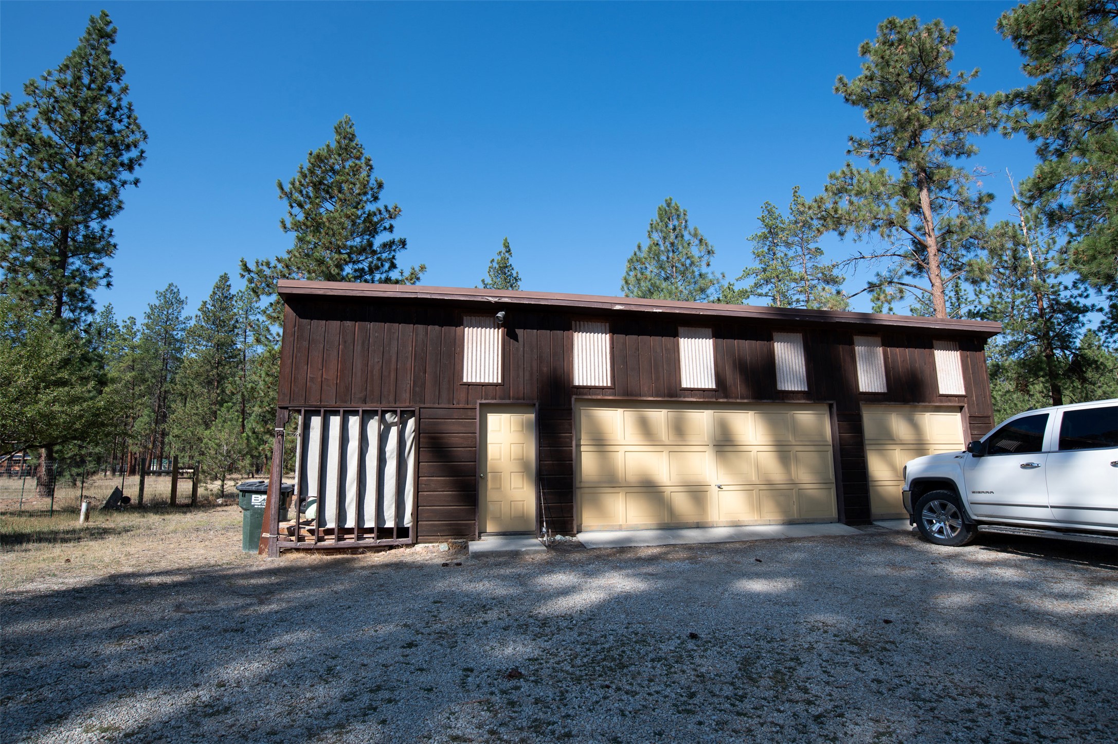 Hamilton, Montana 59840, United States, 3 Bedrooms Bedrooms, ,2 BathroomsBathrooms,Residential,Active,213884