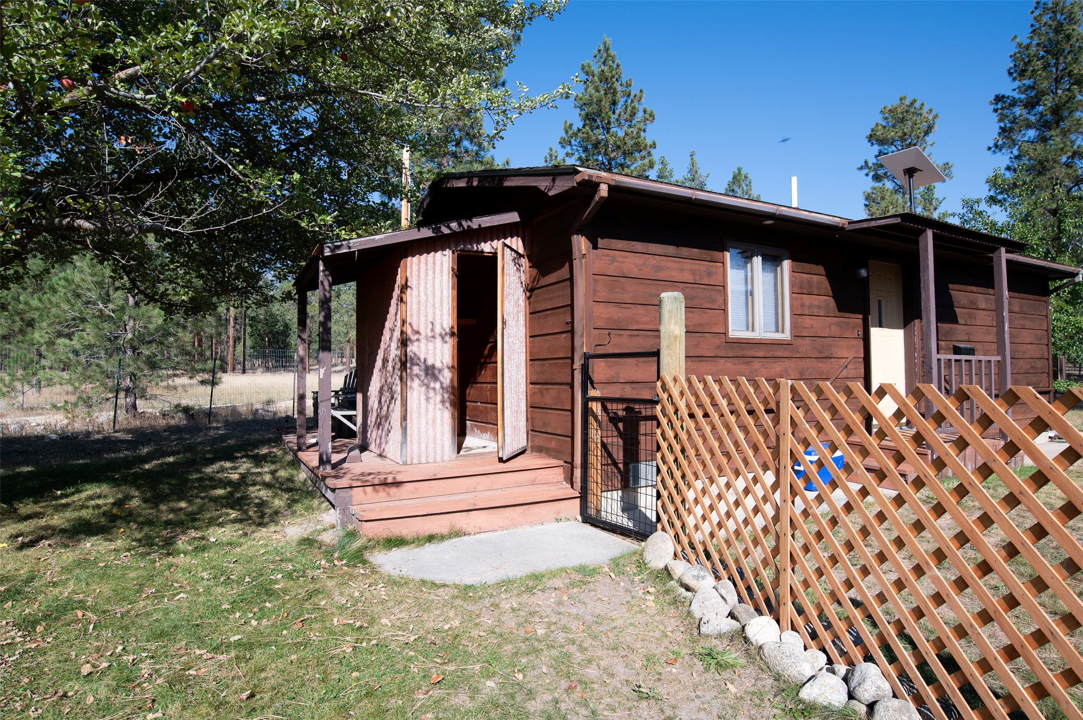 Hamilton, Montana 59840, United States, 3 Bedrooms Bedrooms, ,2 BathroomsBathrooms,Residential,Active,213884