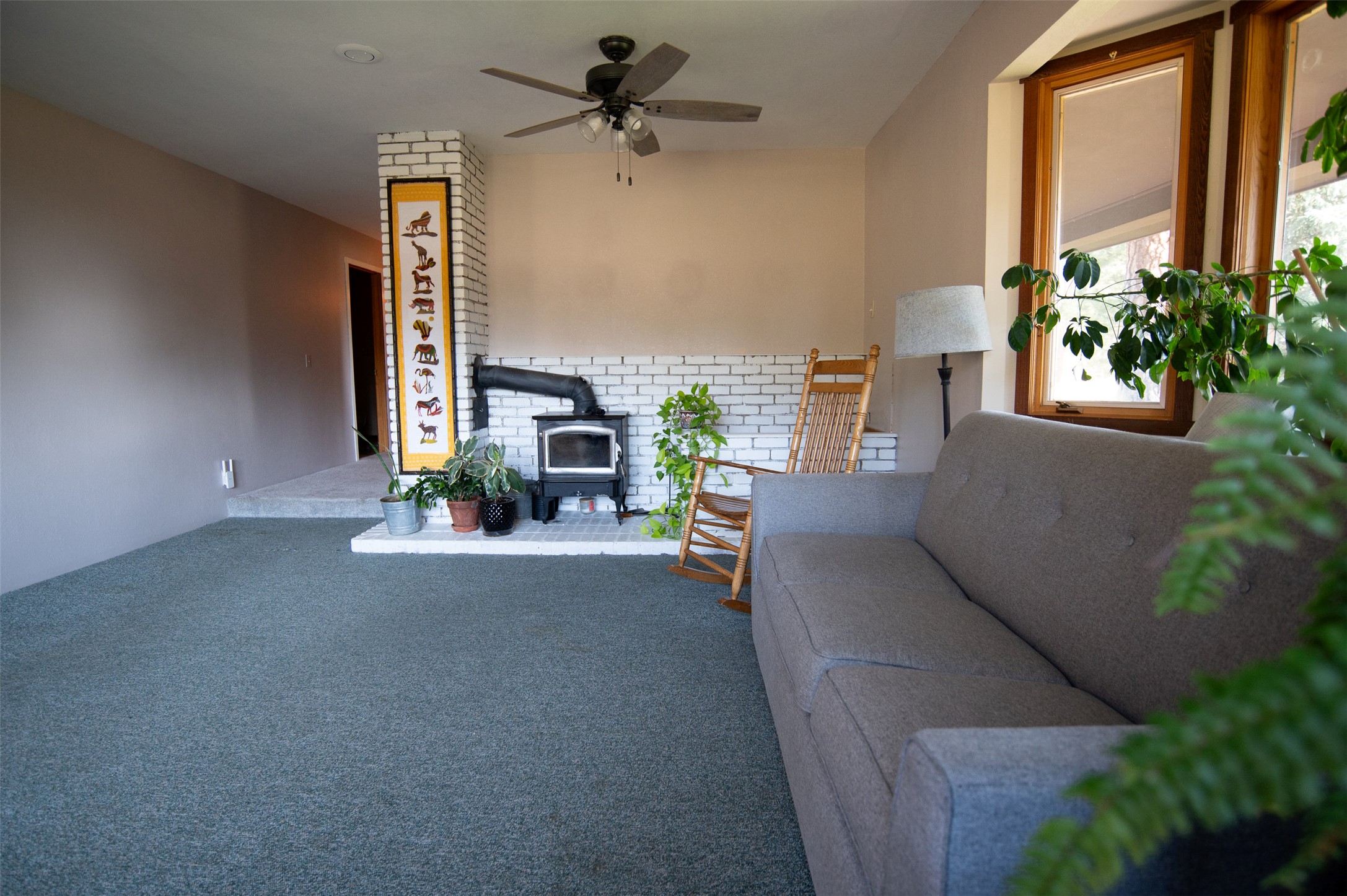 Hamilton, Montana 59840, United States, 3 Bedrooms Bedrooms, ,2 BathroomsBathrooms,Residential,Active,213884