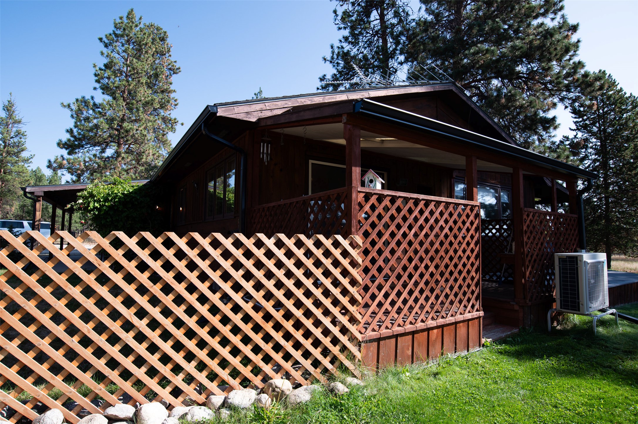 Hamilton, Montana 59840, United States, 3 Bedrooms Bedrooms, ,2 BathroomsBathrooms,Residential,Active,213884