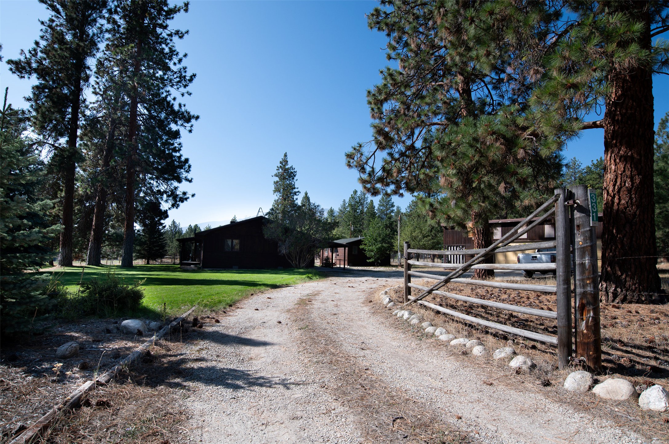 Hamilton, Montana 59840, United States, 3 Bedrooms Bedrooms, ,2 BathroomsBathrooms,Residential,Active,213884