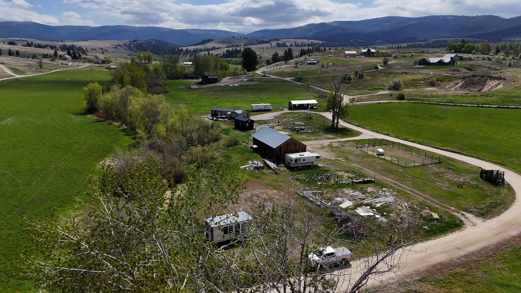 Photo of 4358 Charlotte Way, Stevensville, MT 59870 (MLS # 30049403)