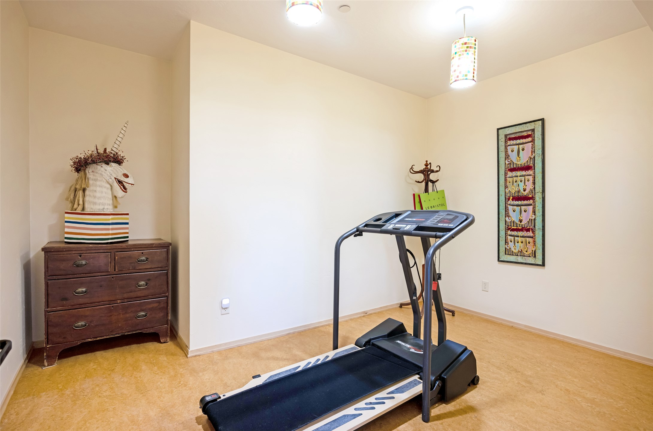 Missoula, Montana 59808, United States, 4 Bedrooms Bedrooms, ,3 BathroomsBathrooms,Residential,Active,176629