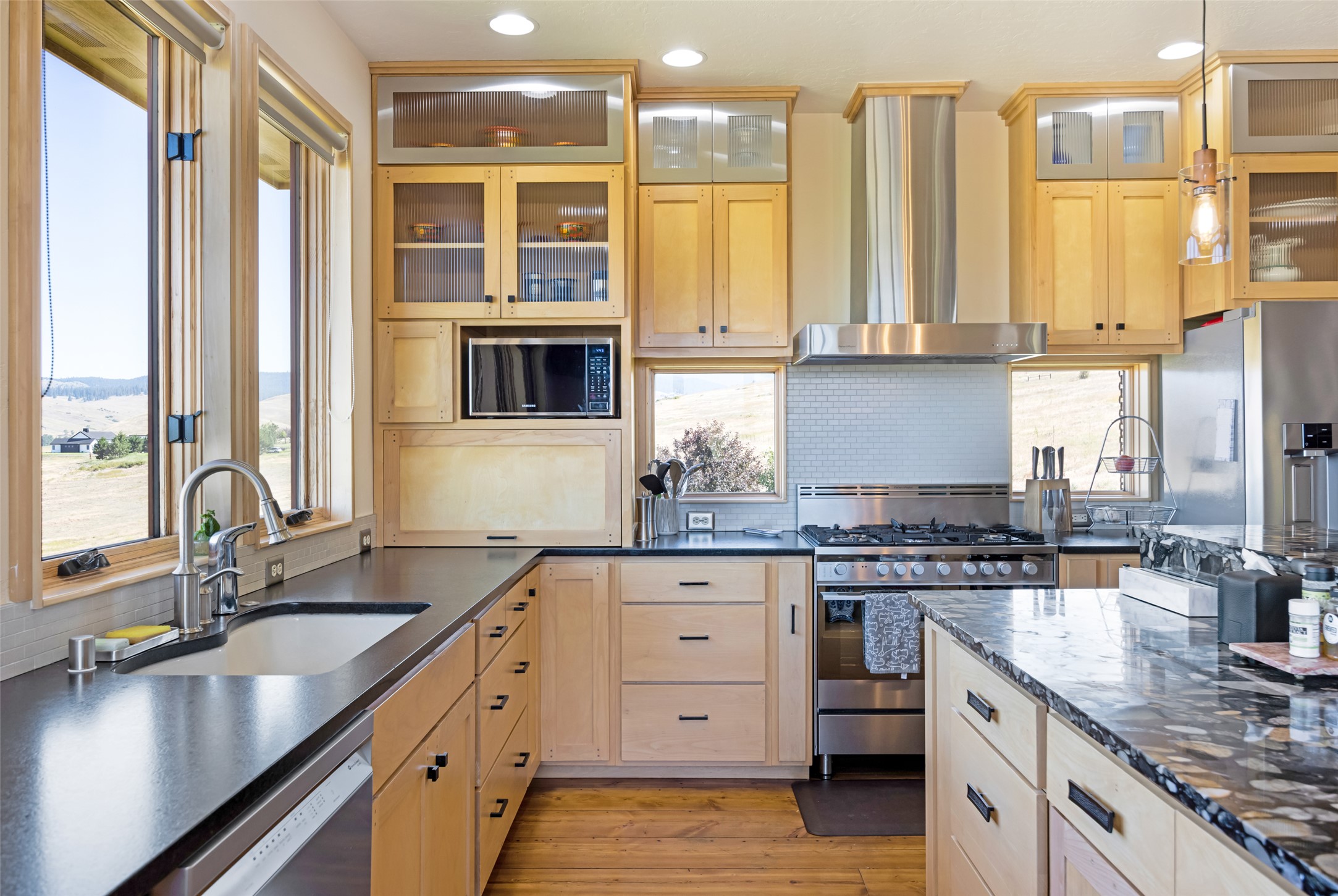 Missoula, Montana 59808, United States, 4 Bedrooms Bedrooms, ,3 BathroomsBathrooms,Residential,Active,176629