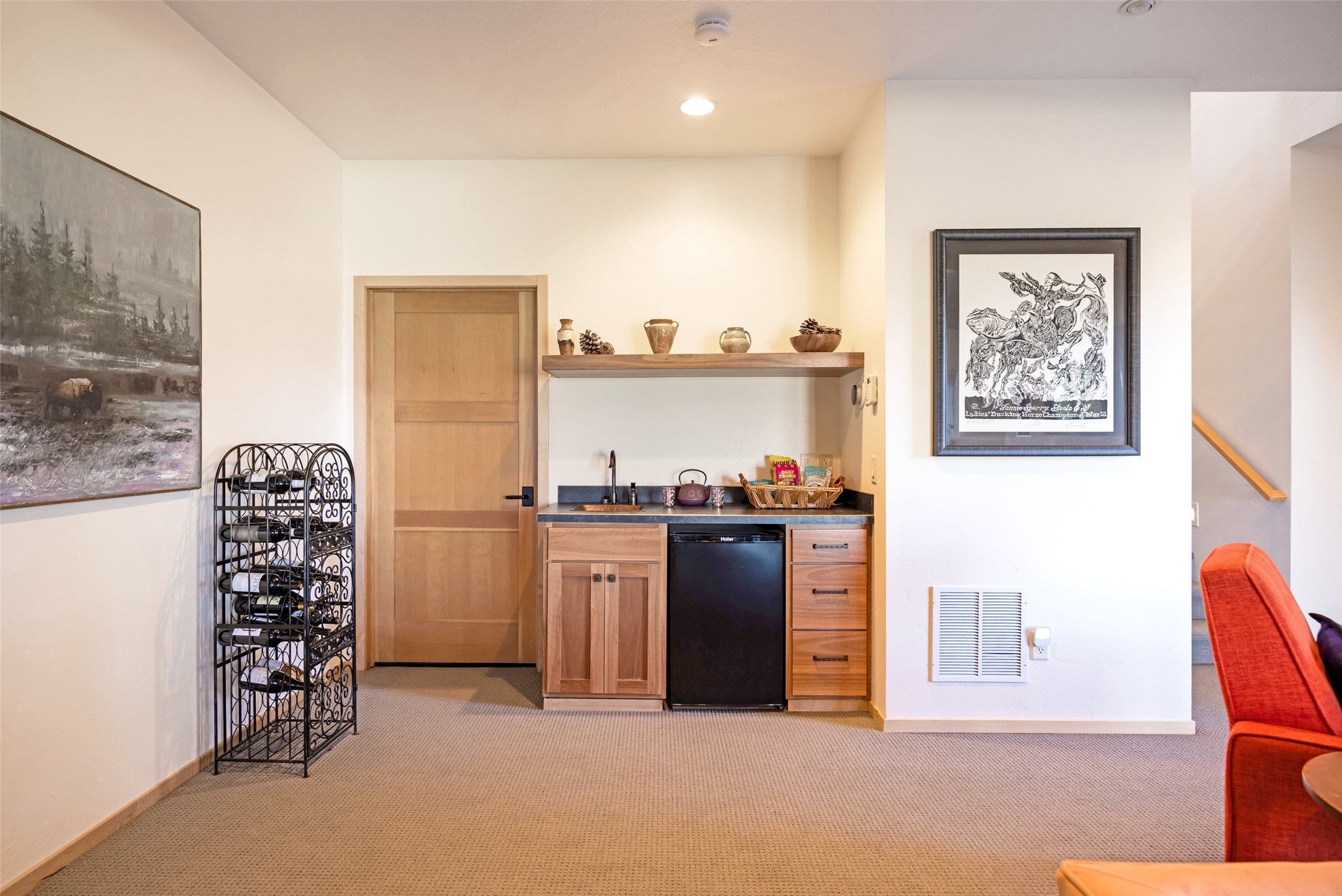 Missoula, Montana 59808, United States, 4 Bedrooms Bedrooms, ,3 BathroomsBathrooms,Residential,Active,176629