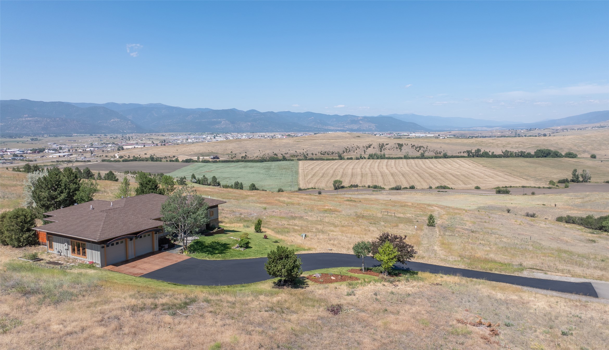 Missoula, Montana 59808, United States, 4 Bedrooms Bedrooms, ,3 BathroomsBathrooms,Residential,Active,176629