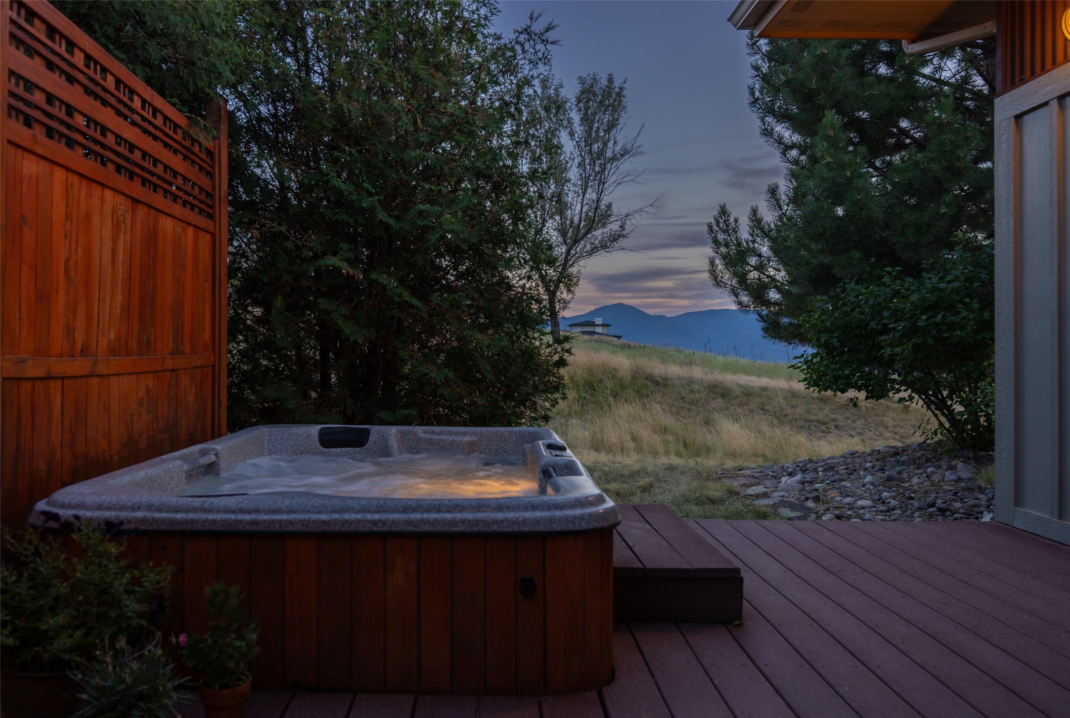 Missoula, Montana 59808, United States, 4 Bedrooms Bedrooms, ,3 BathroomsBathrooms,Residential,Active,176629