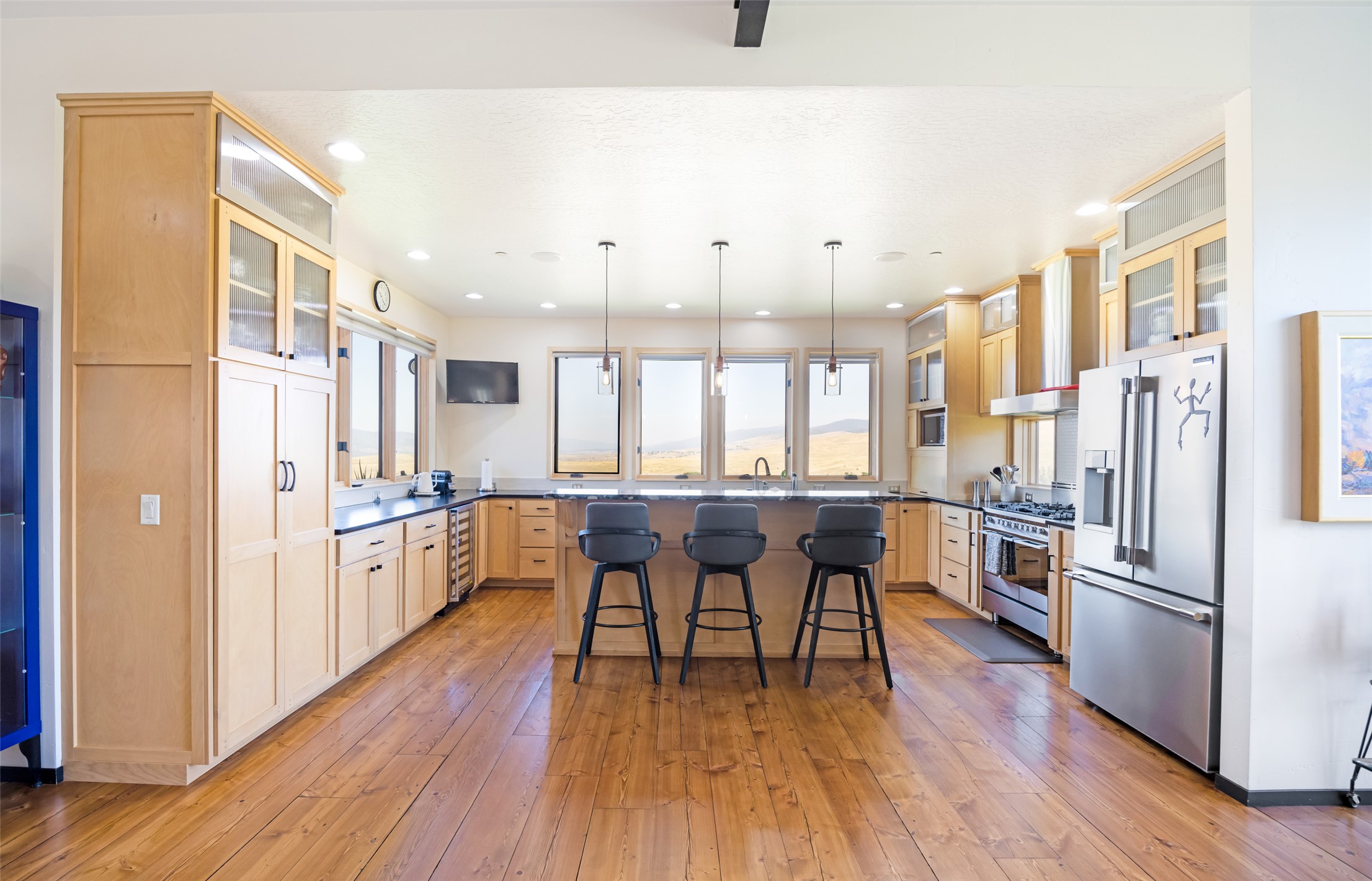 Missoula, Montana 59808, United States, 4 Bedrooms Bedrooms, ,3 BathroomsBathrooms,Residential,Active,176629