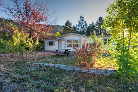 Photo of 112 Old Milwaukee Spur, Alberton, MT 59820 (MLS # 30059783)