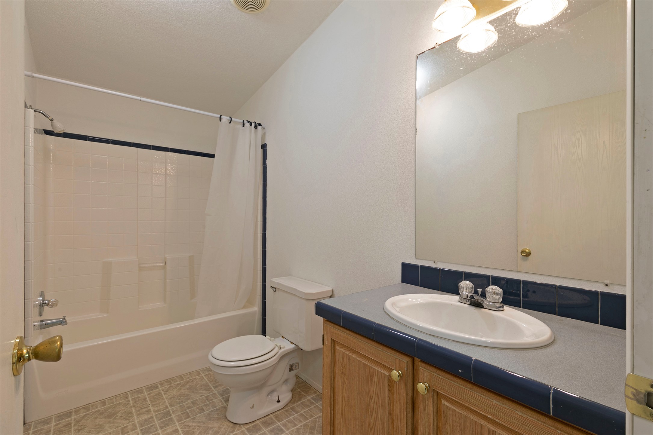 Alberton, Montana 59820, United States, 3 Bedrooms Bedrooms, ,2 BathroomsBathrooms,Residential,Active,226544