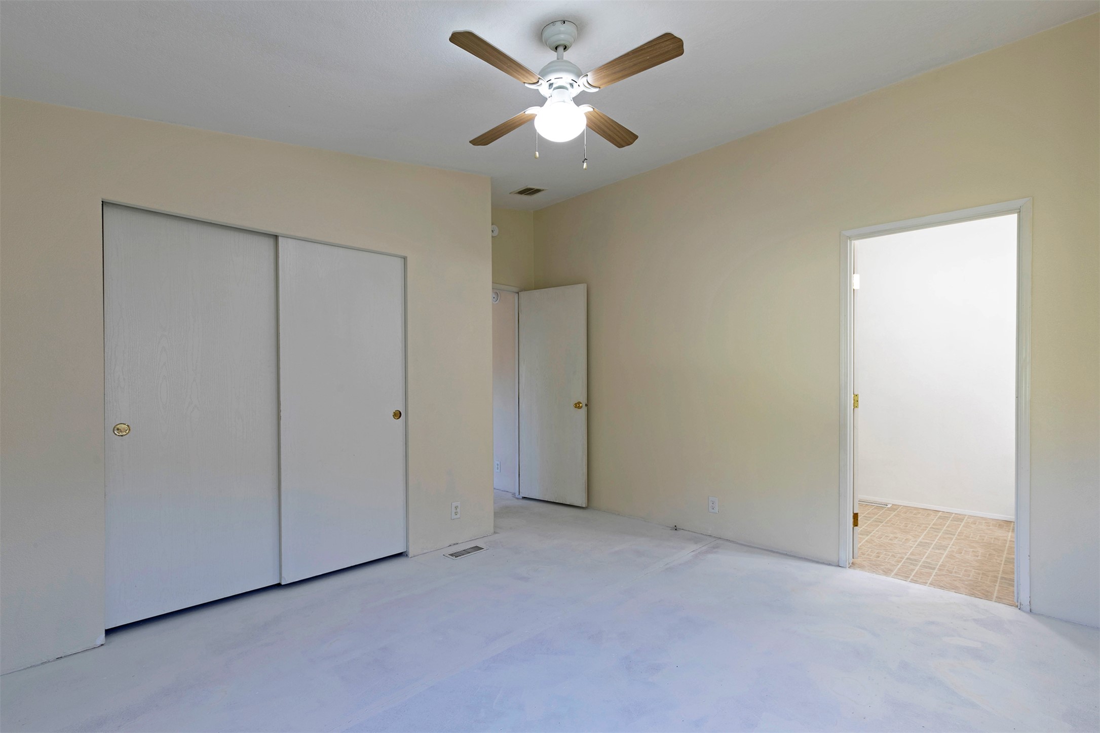 Alberton, Montana 59820, United States, 3 Bedrooms Bedrooms, ,2 BathroomsBathrooms,Residential,Active,226544