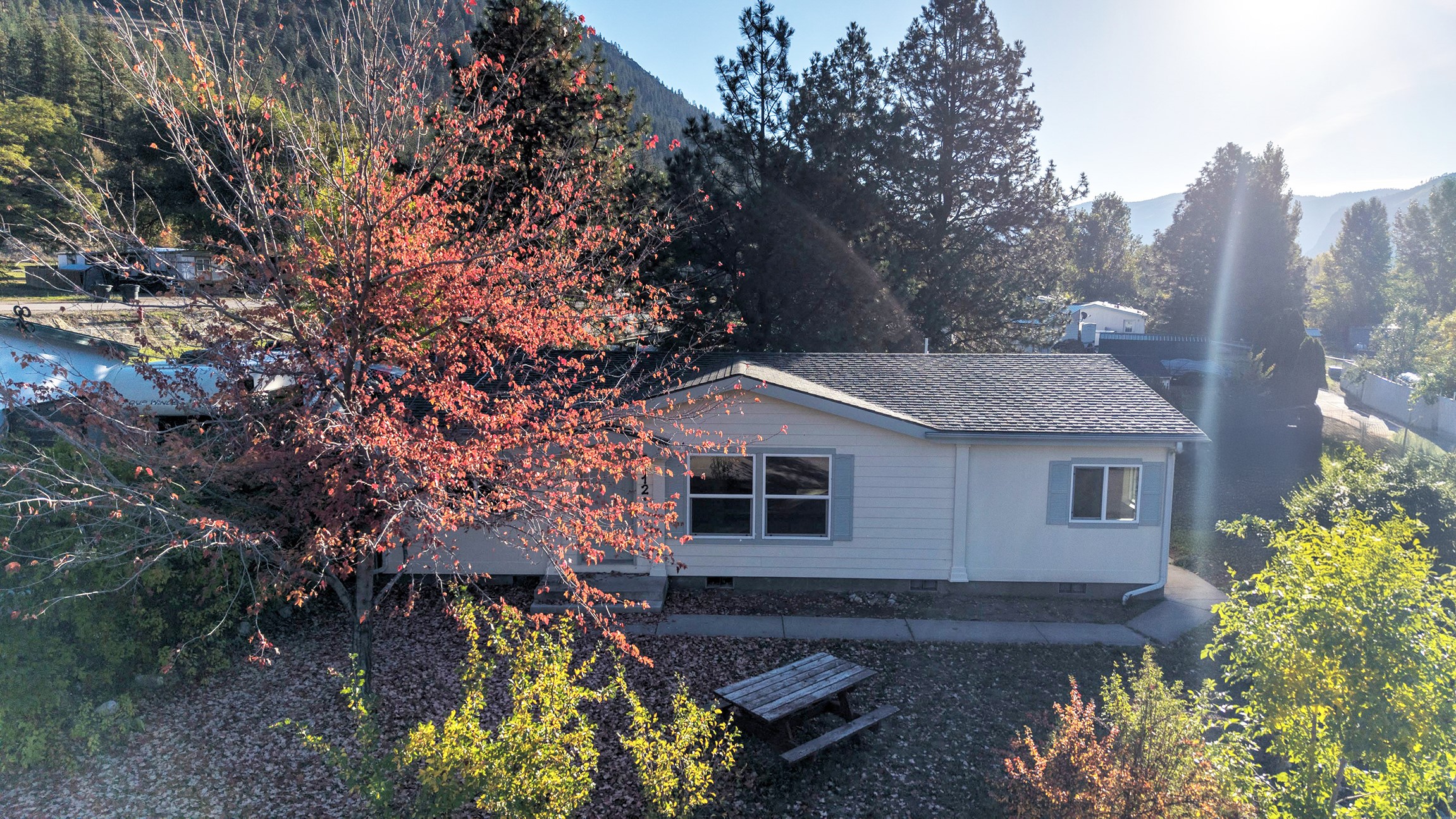 Alberton, Montana 59820, United States, 3 Bedrooms Bedrooms, ,2 BathroomsBathrooms,Residential,Active,226544