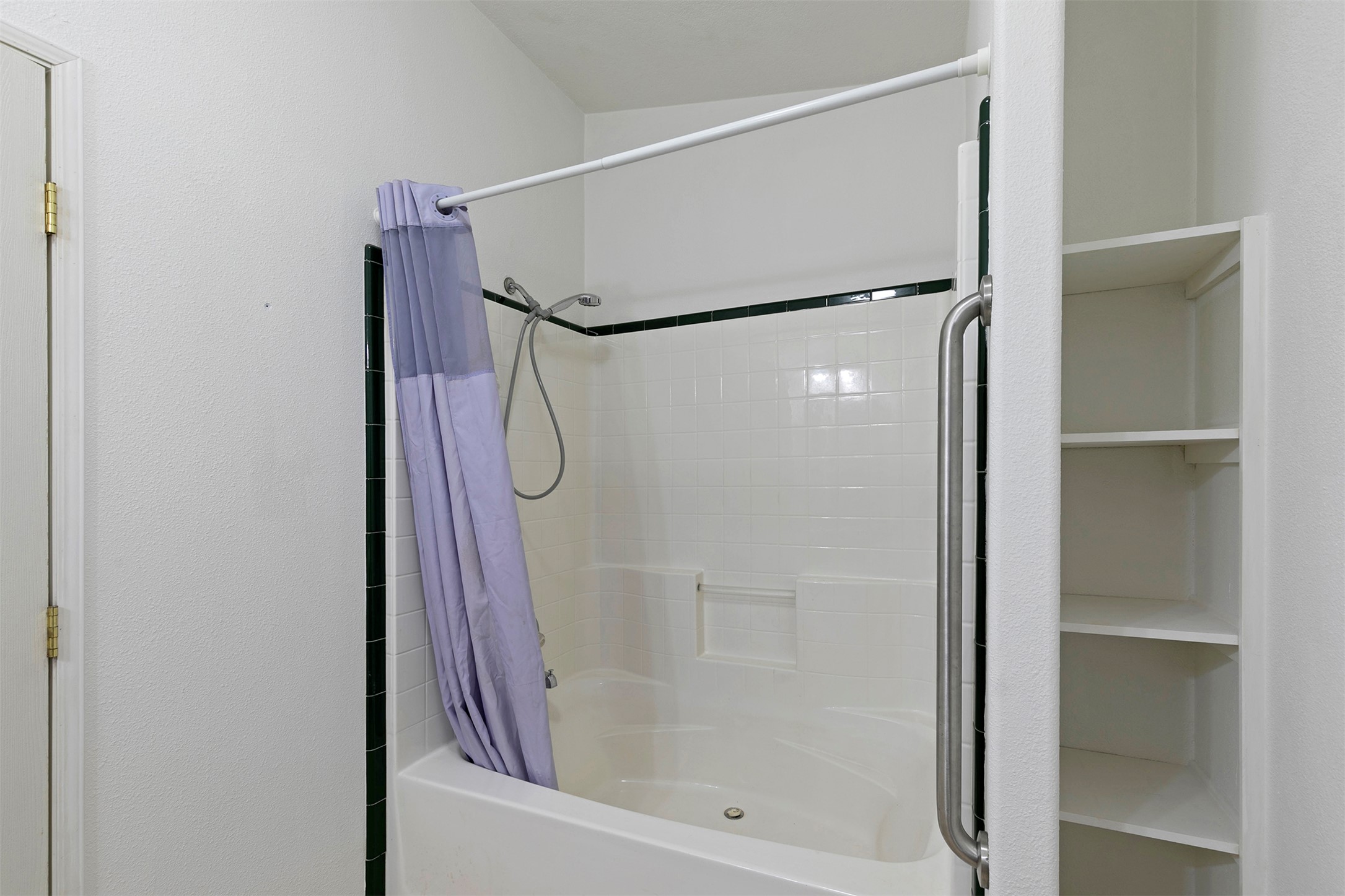 Alberton, Montana 59820, United States, 3 Bedrooms Bedrooms, ,2 BathroomsBathrooms,Residential,Active,226544