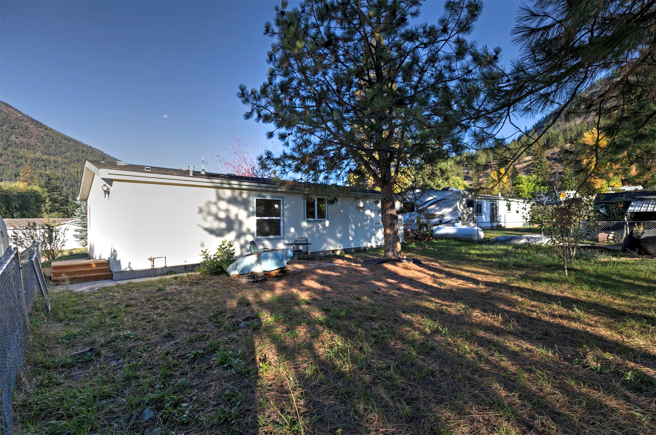 Alberton, Montana 59820, United States, 3 Bedrooms Bedrooms, ,2 BathroomsBathrooms,Residential,Active,226544