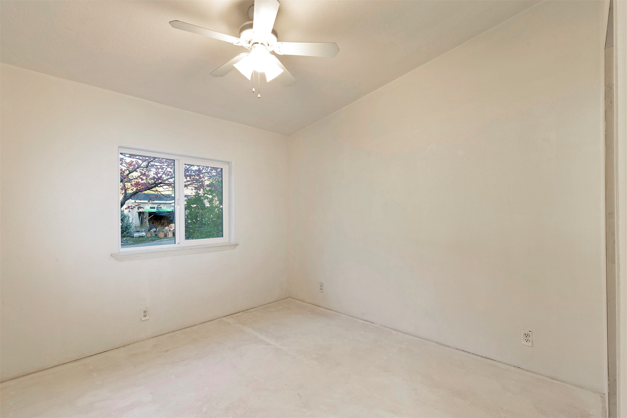 Alberton, Montana 59820, United States, 3 Bedrooms Bedrooms, ,2 BathroomsBathrooms,Residential,Active,226544