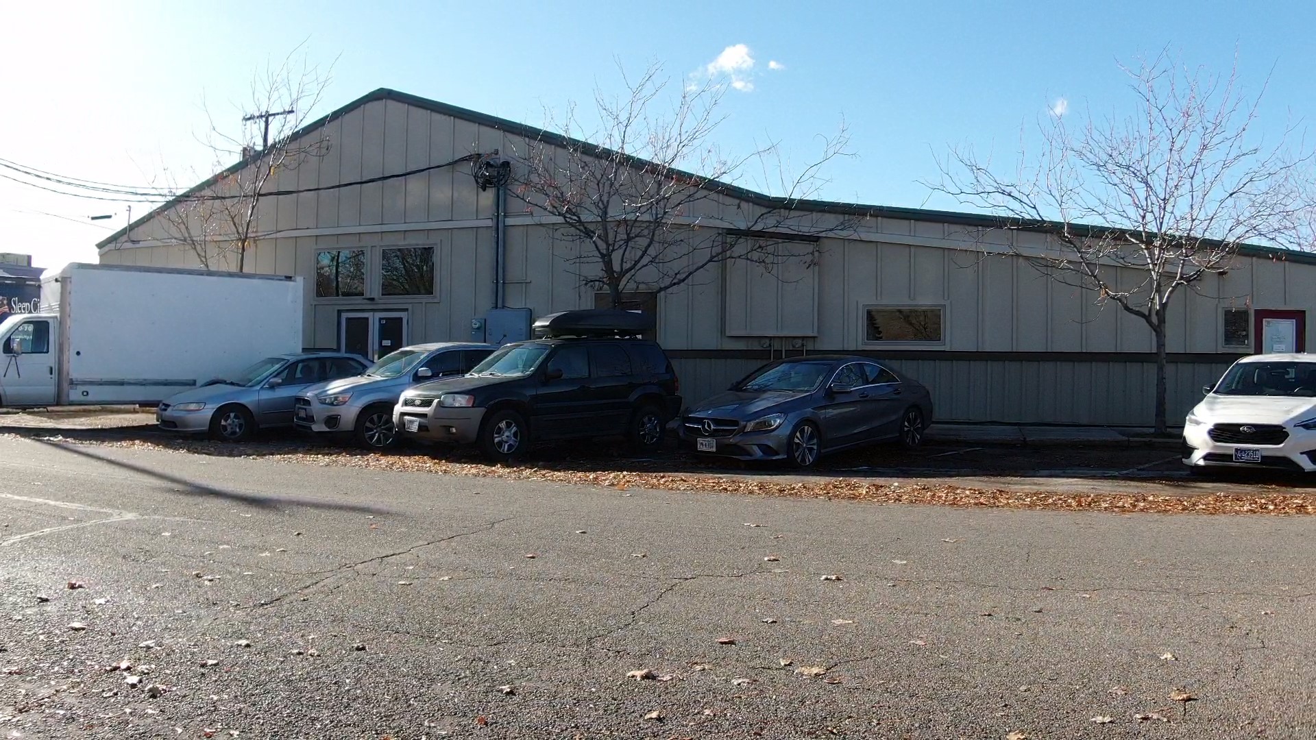 801, 819, 825 W Kent Avenue