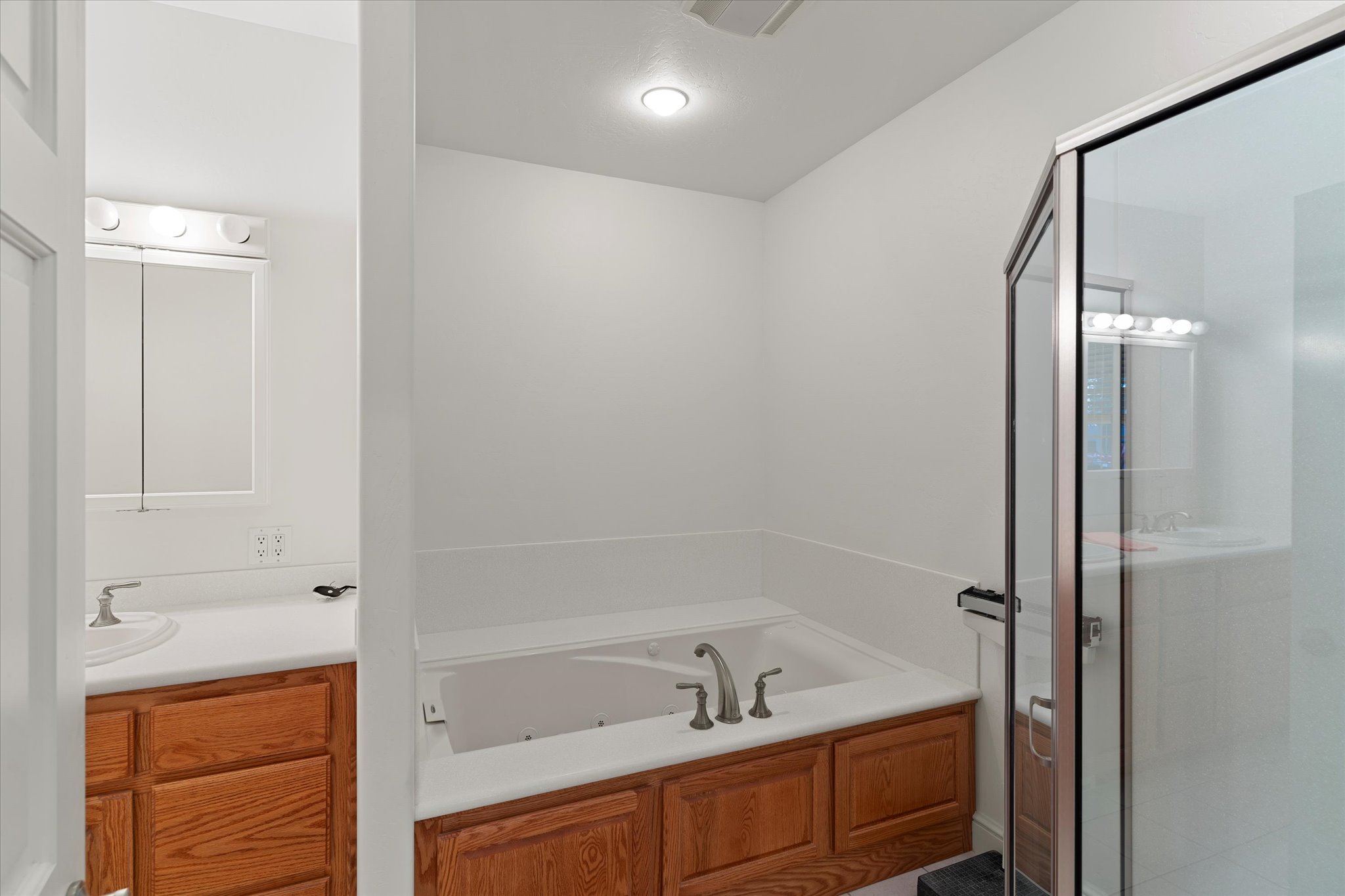 Bigfork, Montana 59911, United States, 4 Bedrooms Bedrooms, ,4 BathroomsBathrooms,Residential,Active,26775