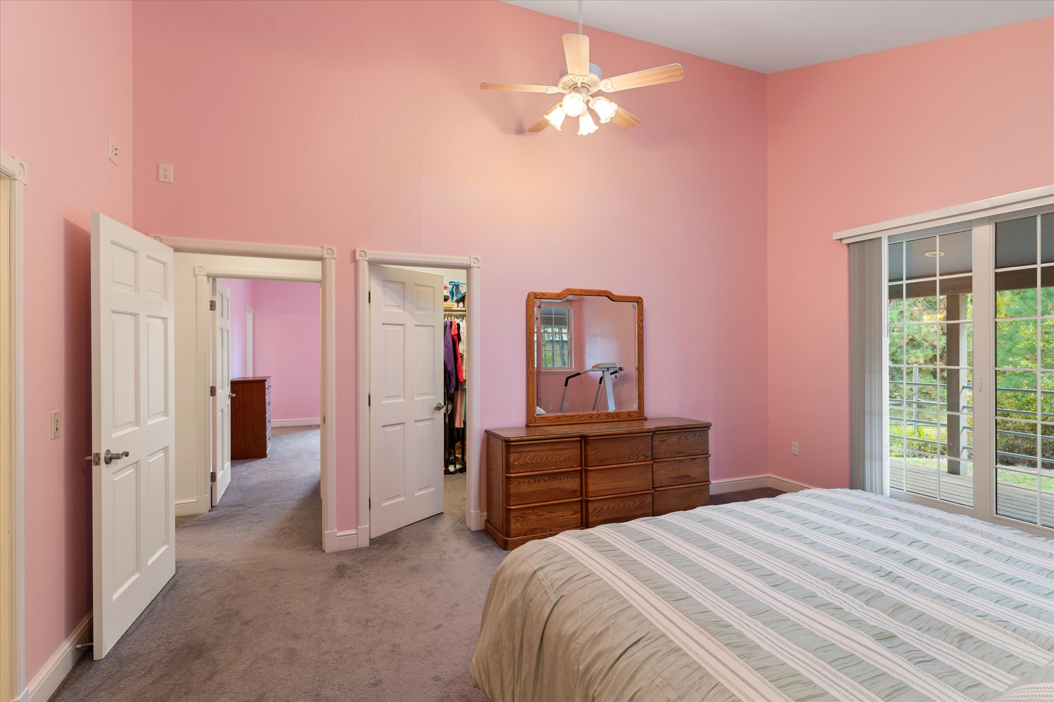 Bigfork, Montana 59911, United States, 4 Bedrooms Bedrooms, ,4 BathroomsBathrooms,Residential,Active,26775