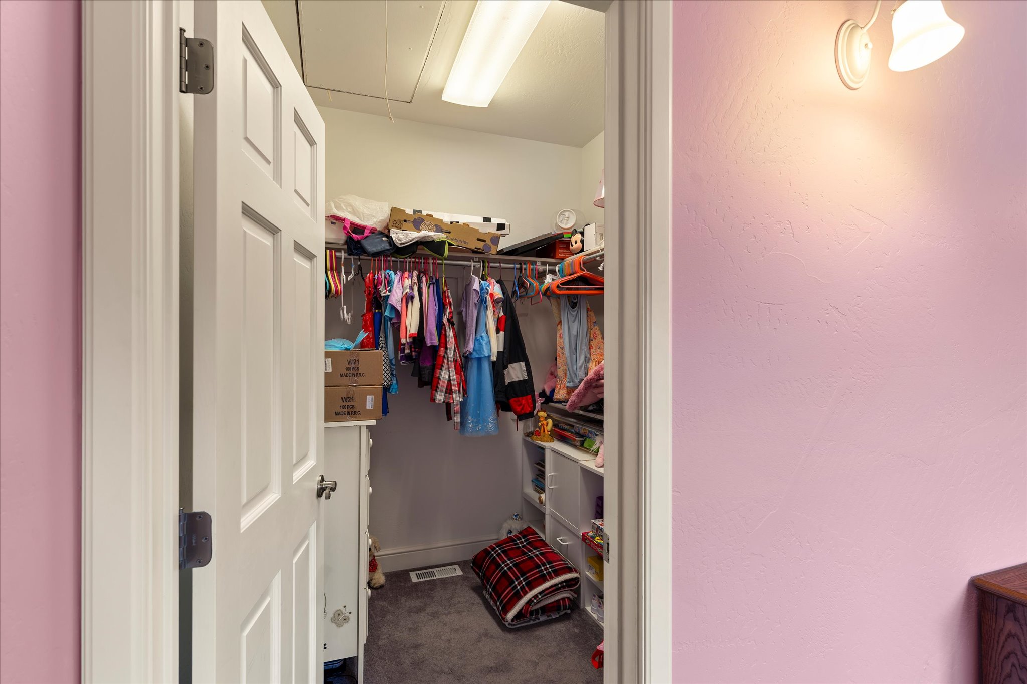 Bigfork, Montana 59911, United States, 4 Bedrooms Bedrooms, ,4 BathroomsBathrooms,Residential,Active,26775