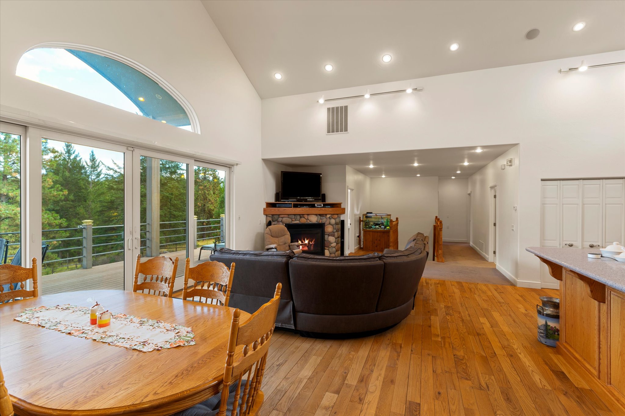 Bigfork, Montana 59911, United States, 4 Bedrooms Bedrooms, ,4 BathroomsBathrooms,Residential,Active,26775