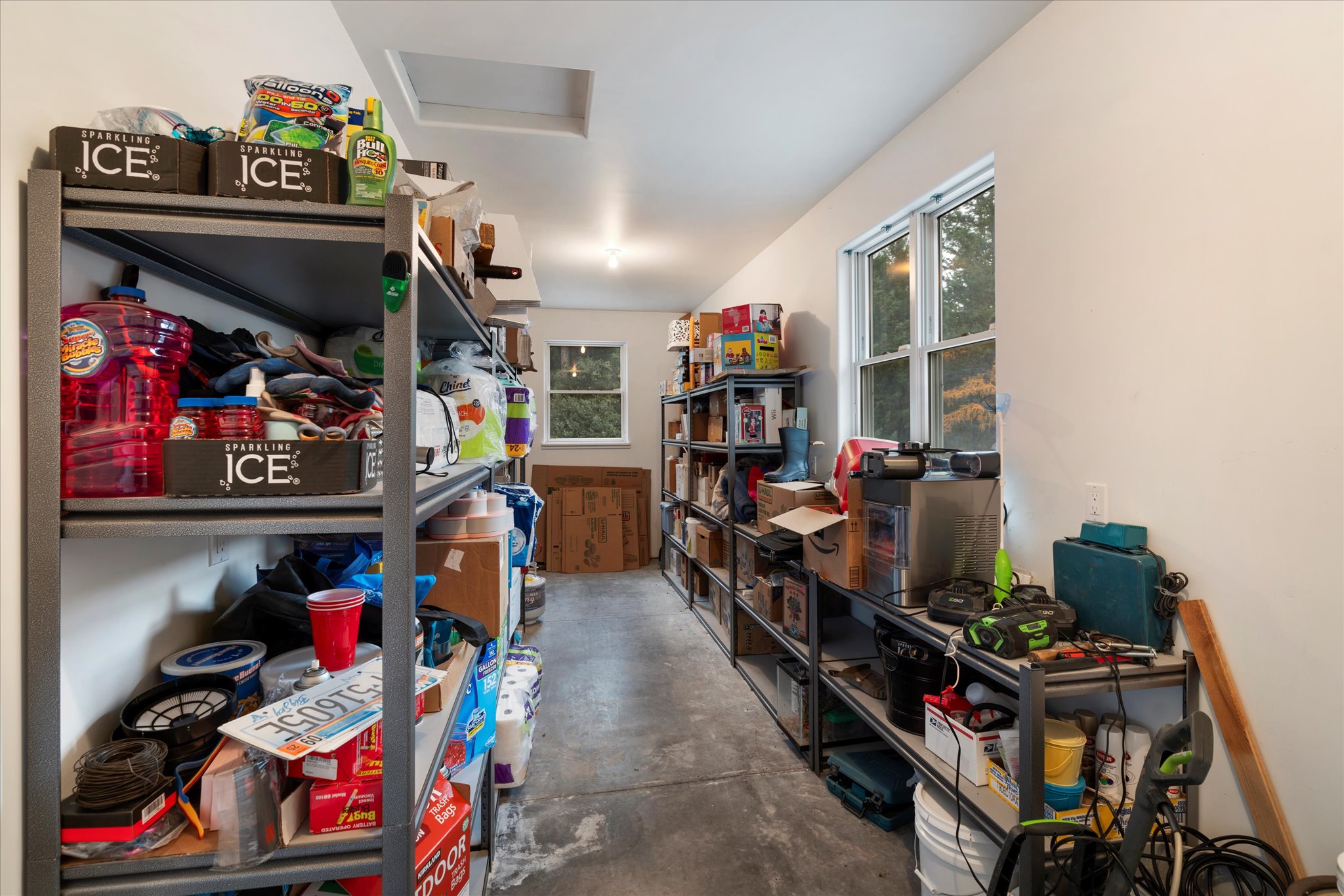 Bigfork, Montana 59911, United States, 4 Bedrooms Bedrooms, ,4 BathroomsBathrooms,Residential,Active,26775