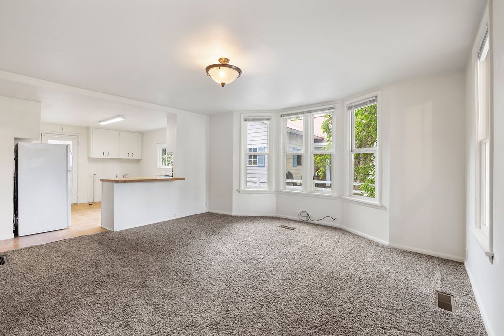 Photo of 419 9th Avenue W, Kalispell, MT 59901 (MLS # 30071438)
