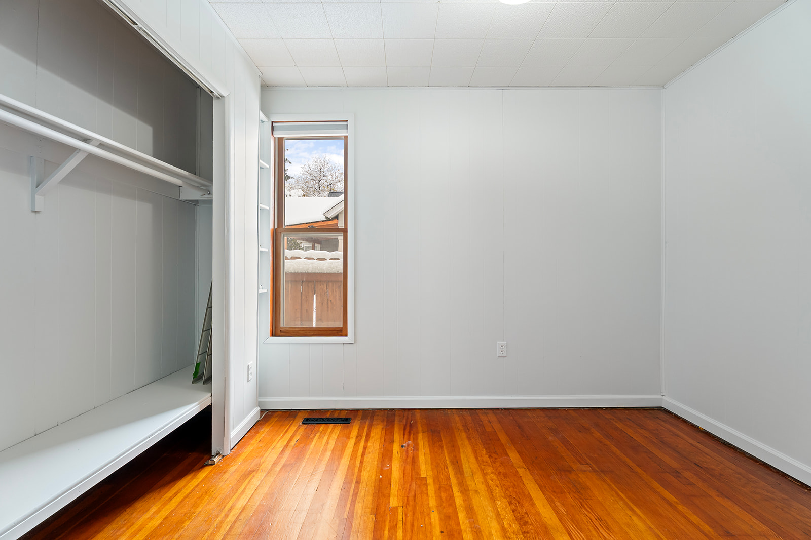 Helena, Montana 59601, United States, 2 Bedrooms Bedrooms, ,1 BathroomBathrooms,Residential,Active,230109