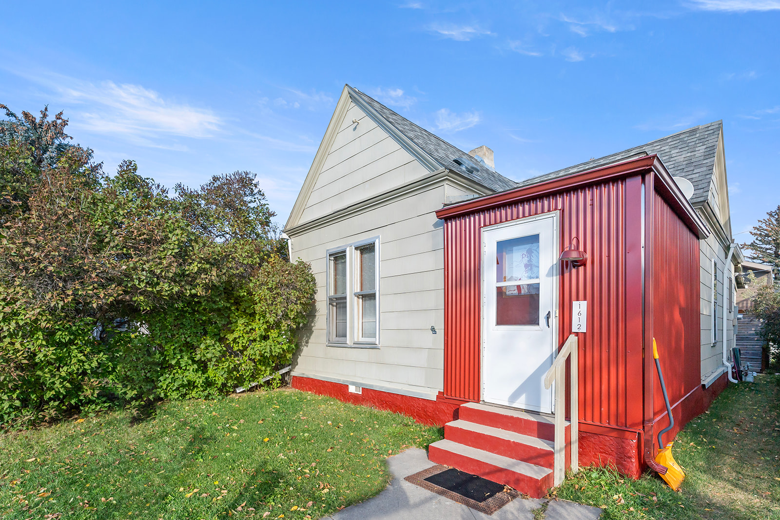 Helena, Montana 59601, United States, 2 Bedrooms Bedrooms, ,1 BathroomBathrooms,Residential,Active,230109