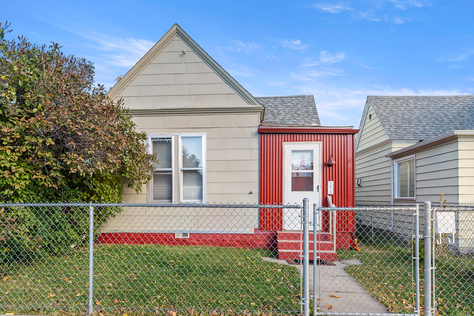 Helena, Montana 59601, United States, 2 Bedrooms Bedrooms, ,1 BathroomBathrooms,Residential,Active,230109