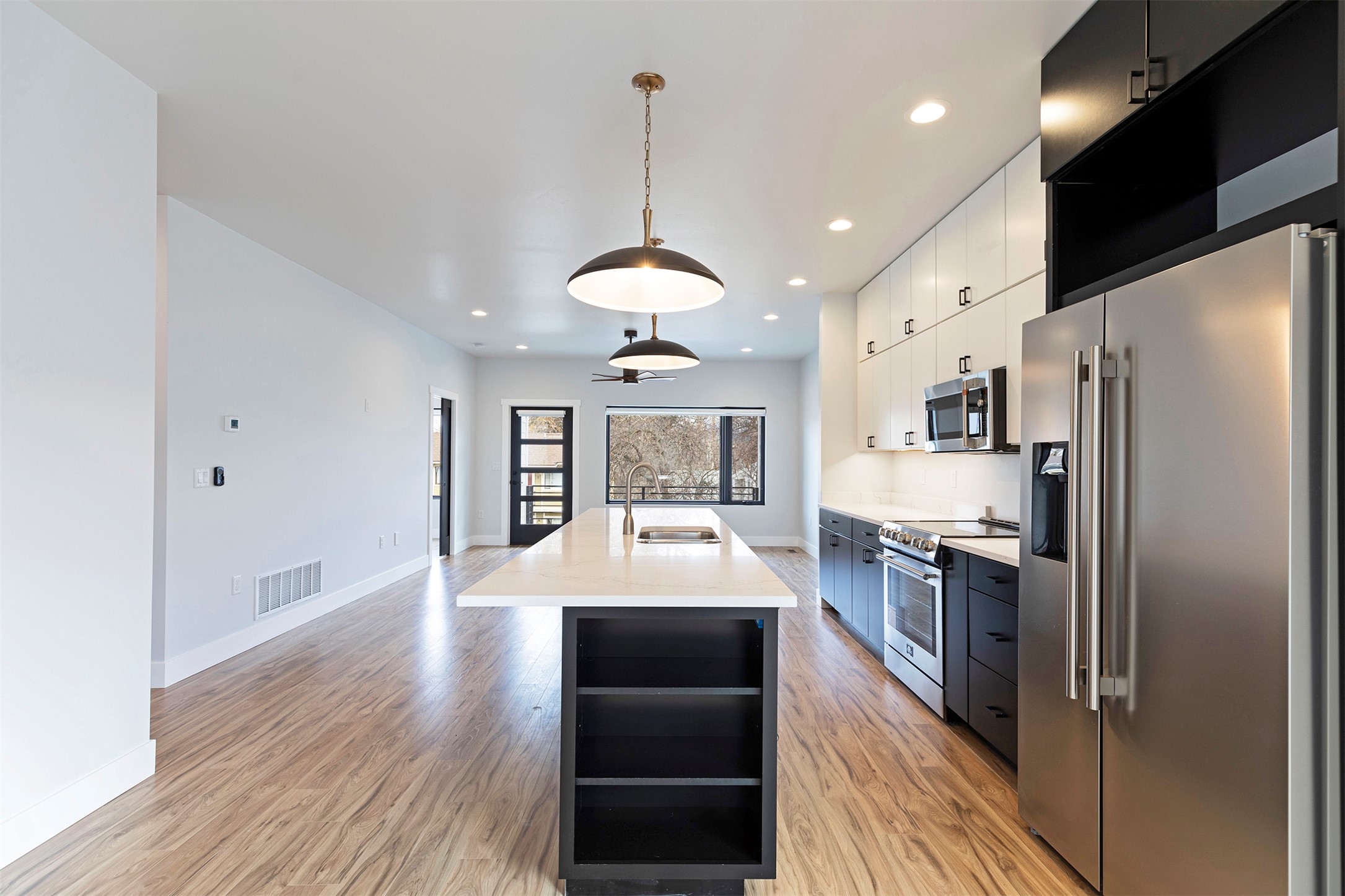 2212 S 12th Street W