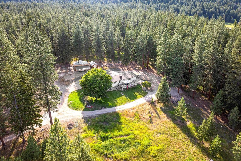 Photo of 558 Timber Trail, Stevensville, MT 59870 (MLS # 30052584)