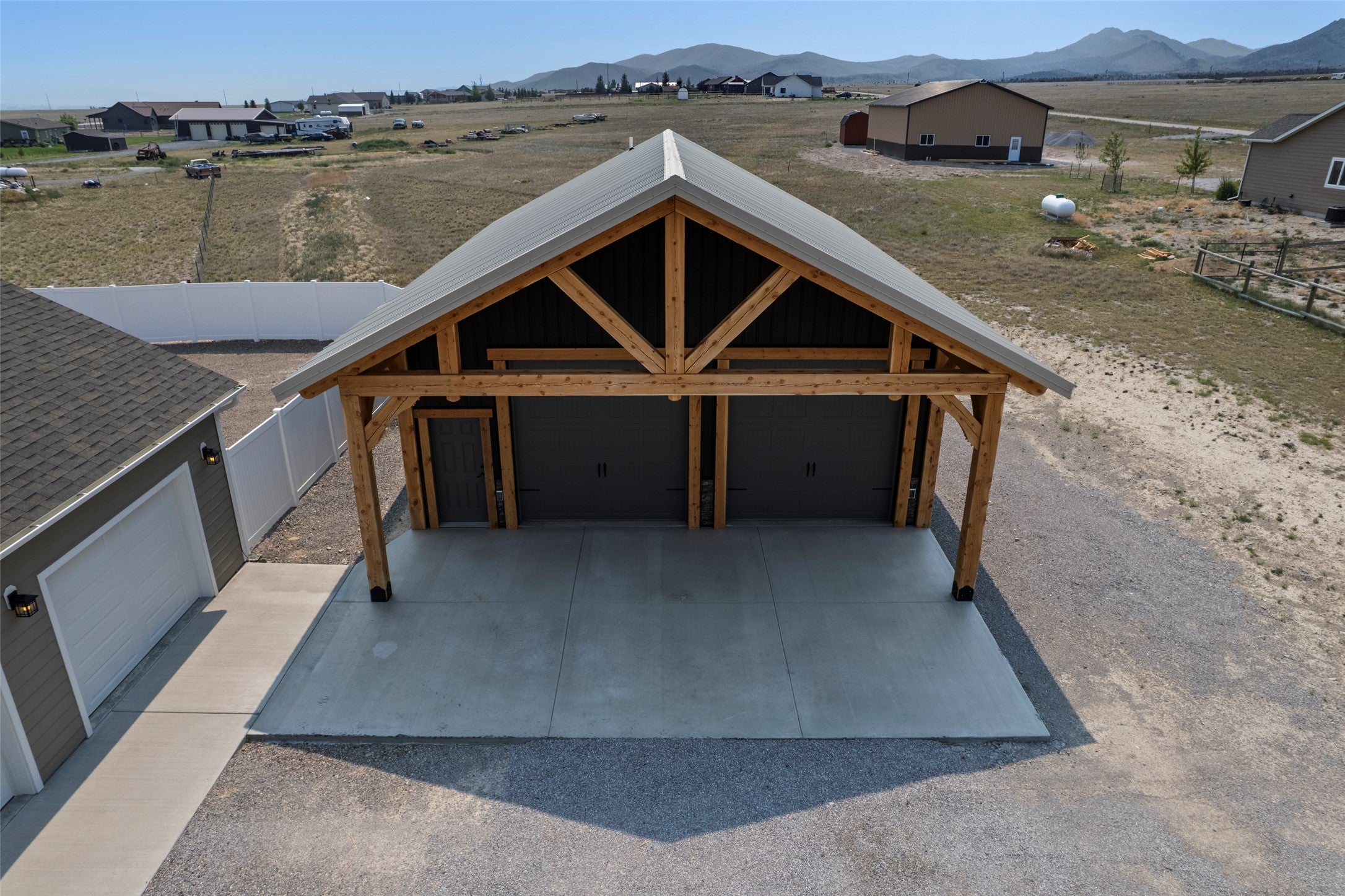 9 Blackfoot Trail