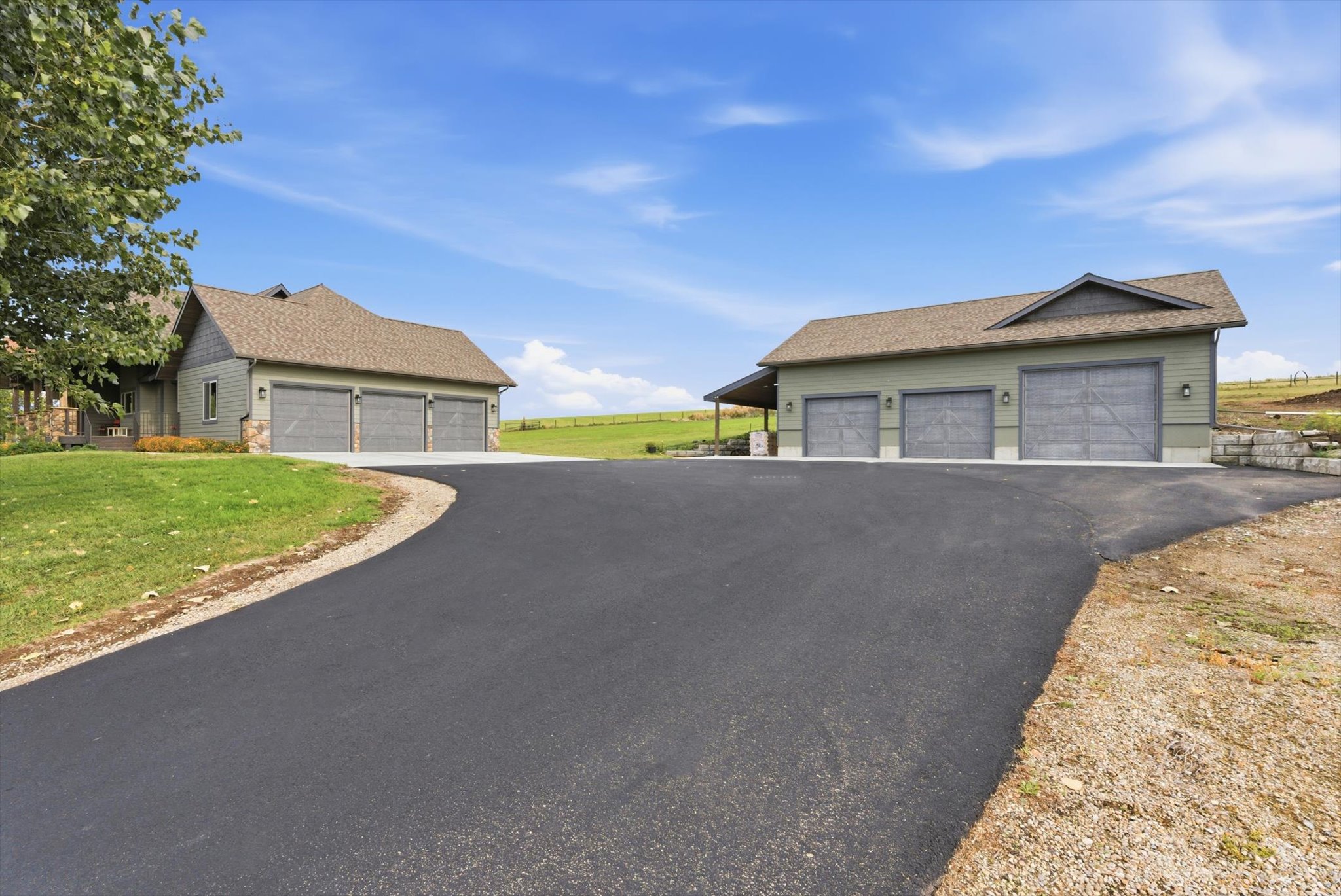 2074 Desperado Trail