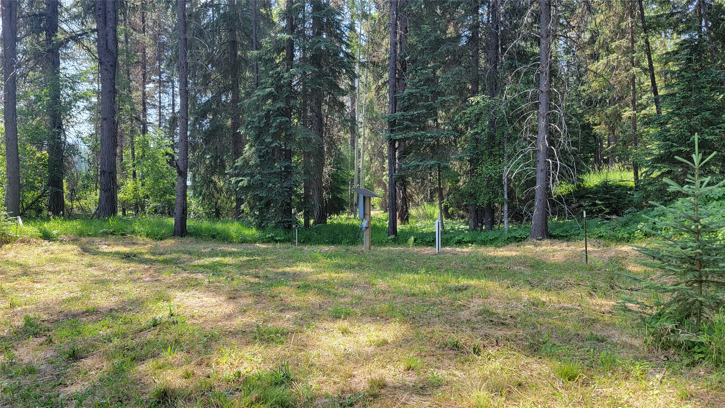 1442 & 1426 River View Drive