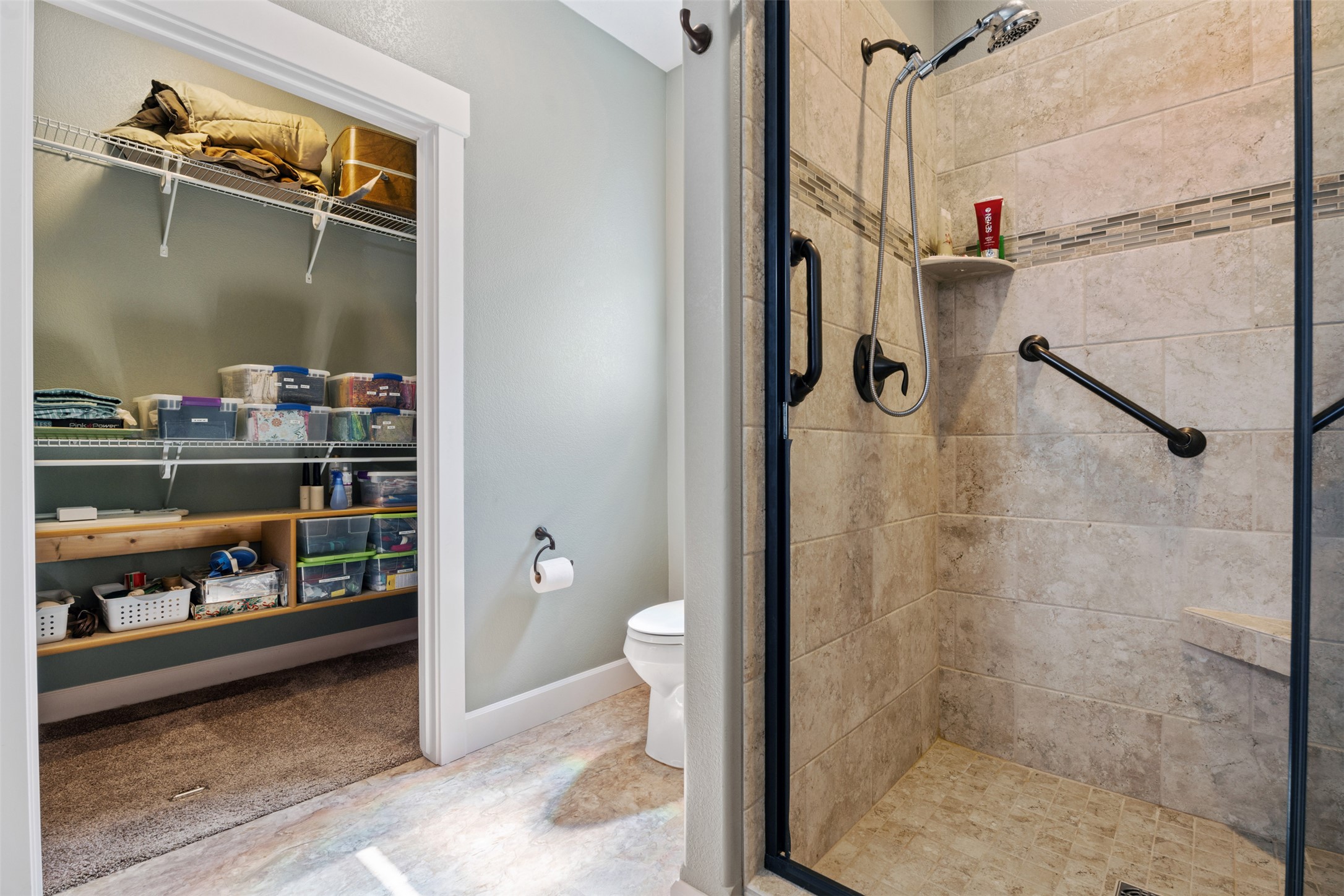 Florence, Montana 59833, United States, 2 Bedrooms Bedrooms, ,3 BathroomsBathrooms,Residential,Active,103813