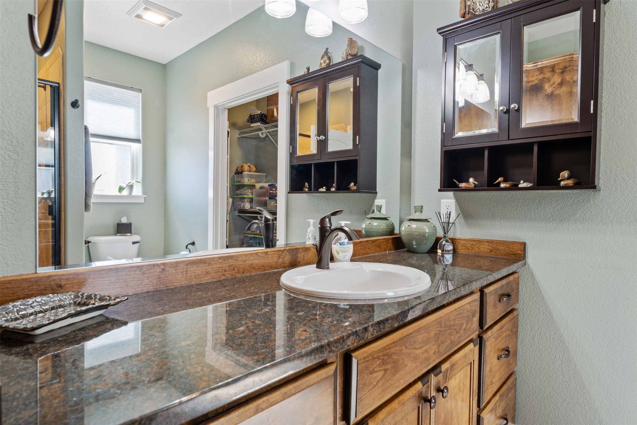 Florence, Montana 59833, United States, 2 Bedrooms Bedrooms, ,3 BathroomsBathrooms,Residential,Active,103813