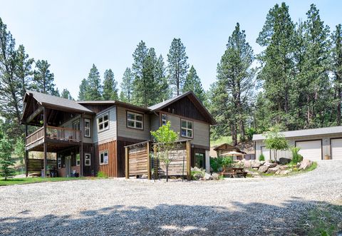 Photo of 41 Sleepy Hollow Lane, Clancy, MT 59634 (MLS # 30058484)