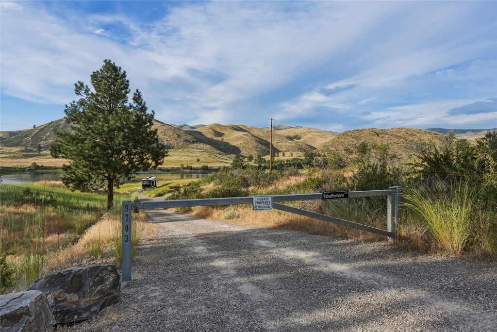 Photo of 9703 Hwy 200, Dixon, MT 59831 (MLS # 30075104)