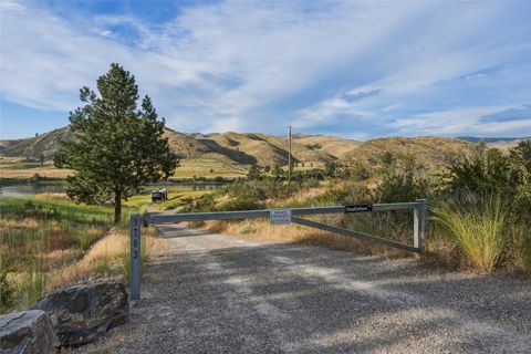 Photo of 9703 Hwy 200, Dixon, MT 59831 (MLS # 30075104)