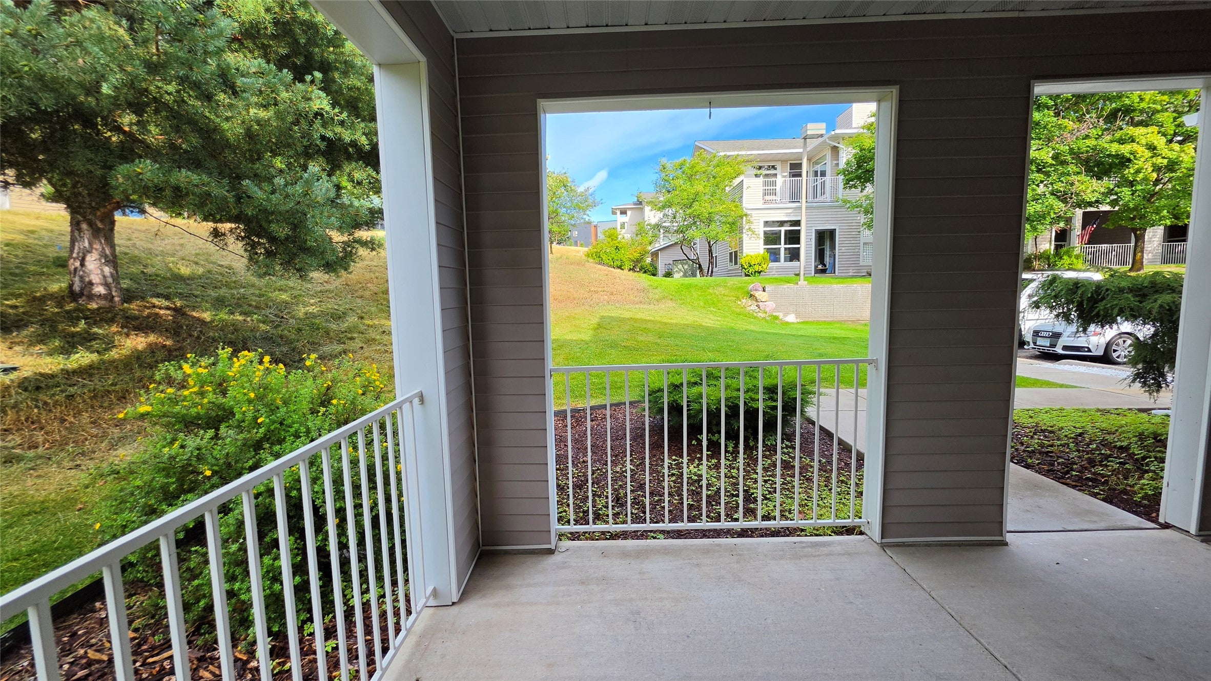 5102 Village View Way 3