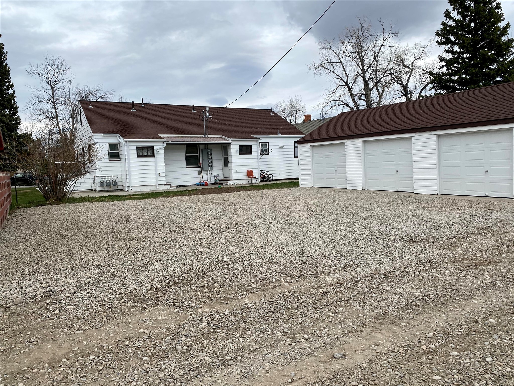 22 2nd Avenue SW